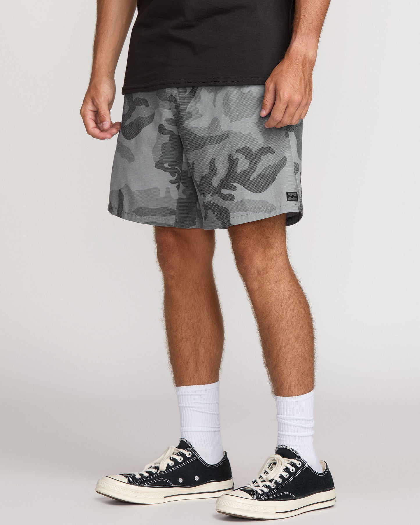 Crossfire Elastic Submersible 18" Hybrid Shorts - Black Camo