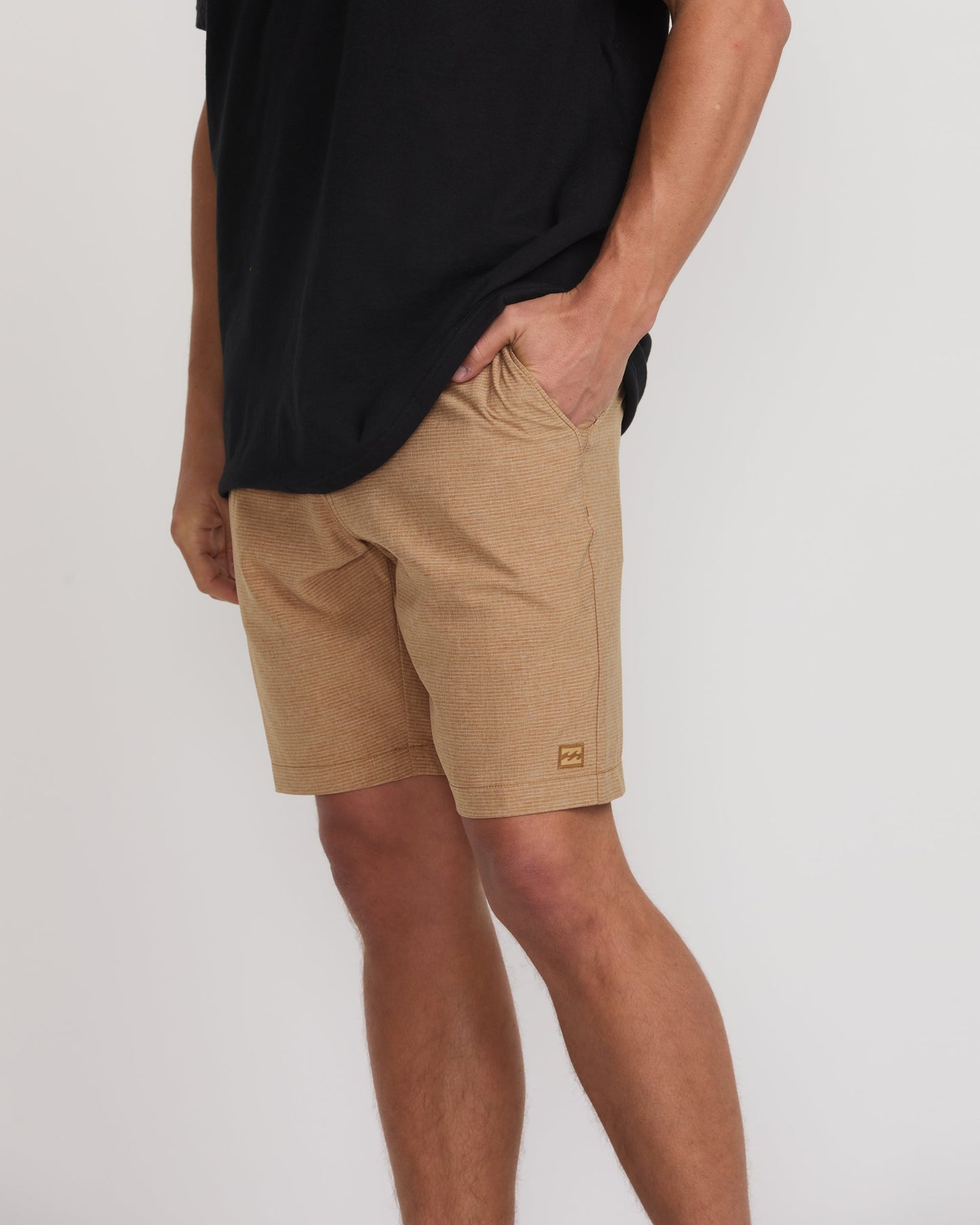 Crossfire Submersible 19" Hybrid Shorts - Tobacco