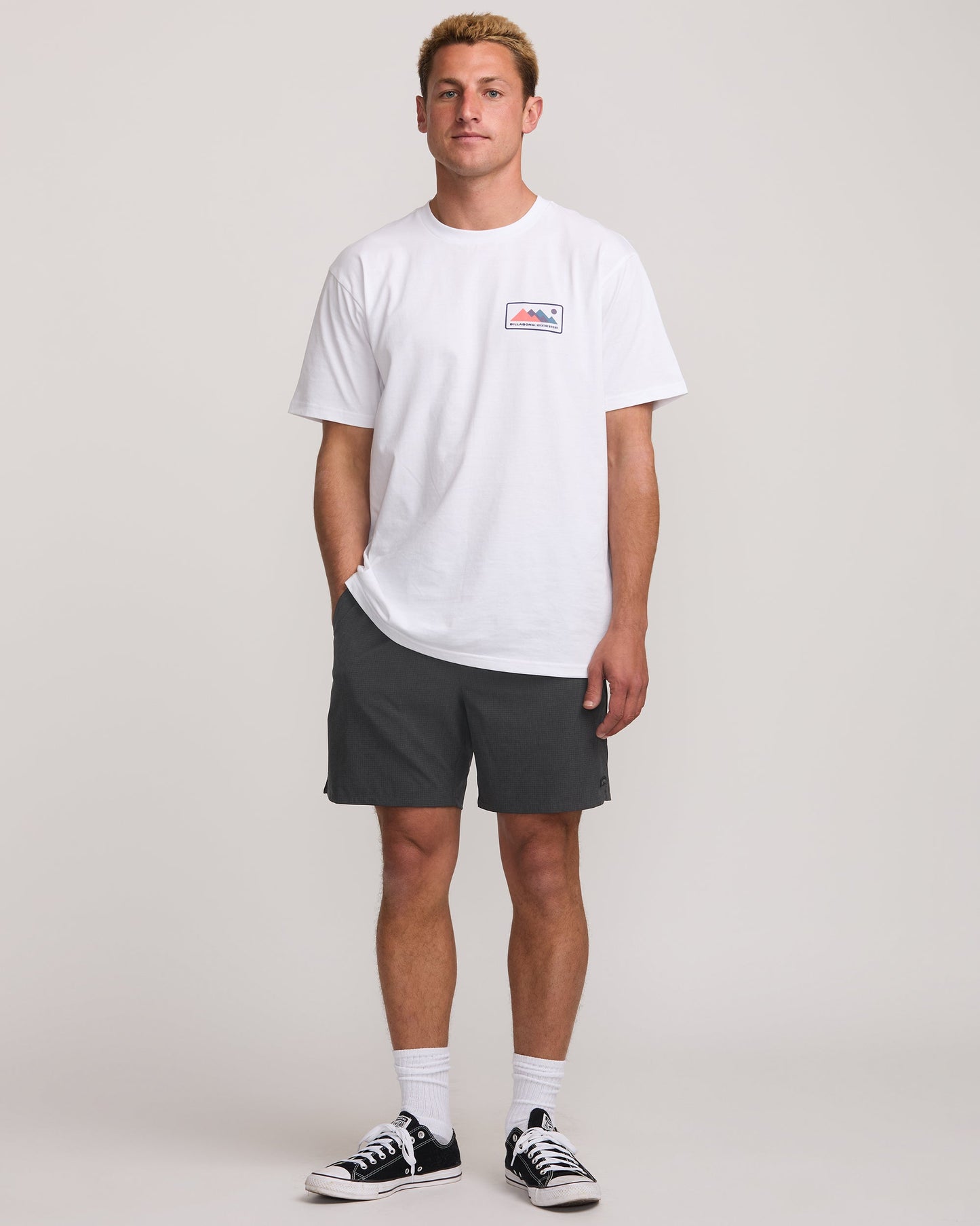 Surftrek Perforated Elastic 17" Hybrid Shorts - Black