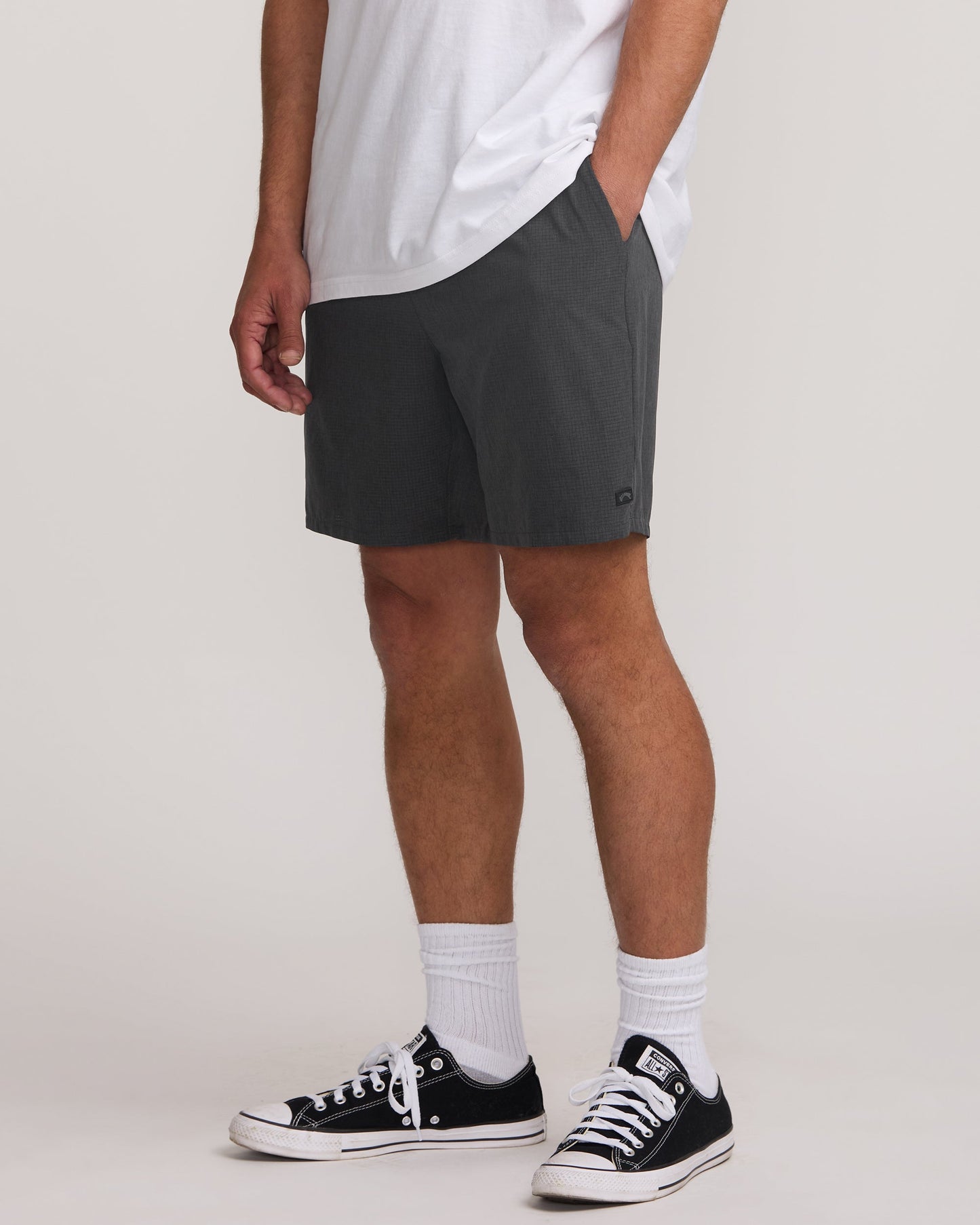 Surftrek Perforated Elastic 17" Hybrid Shorts - Black