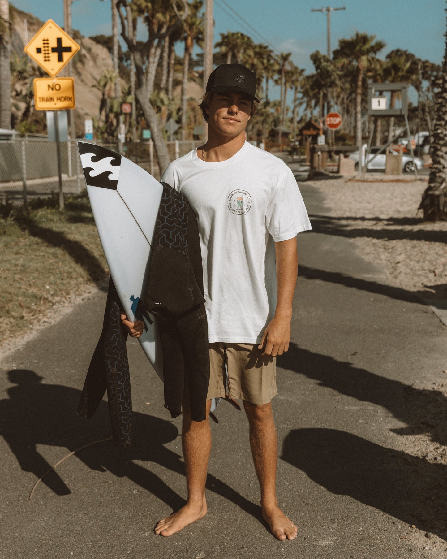 Desert Flower Regular Short Sleeve T-Shirt - Off White