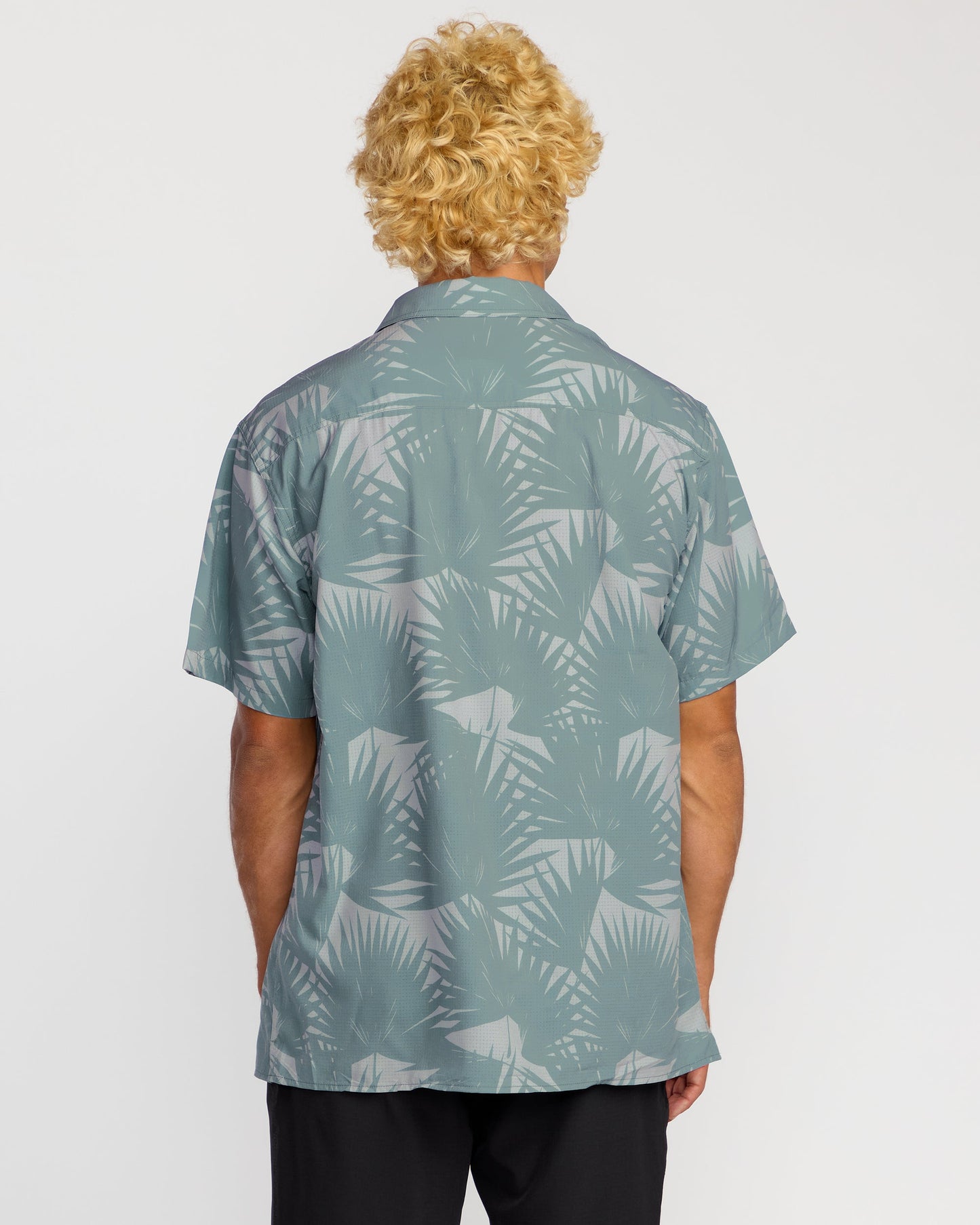Surftrek Perf Short Sleeve Shirt - Sea Blue