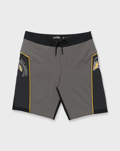 Straddie Pro Performance 20" Boardshorts - Pewter
