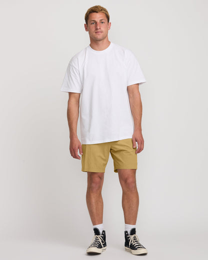 Crossfire Wave Wash Submersible 18" Hybrid Shorts - Khaki