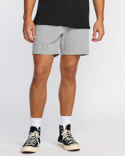 Crossfire Submersible 17" Hybrid Shorts - Green Ash