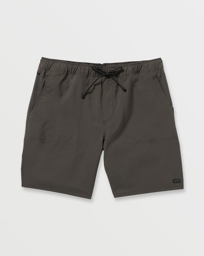 Surftrek Utility Elastic 18" Hybrid Shorts - Raven