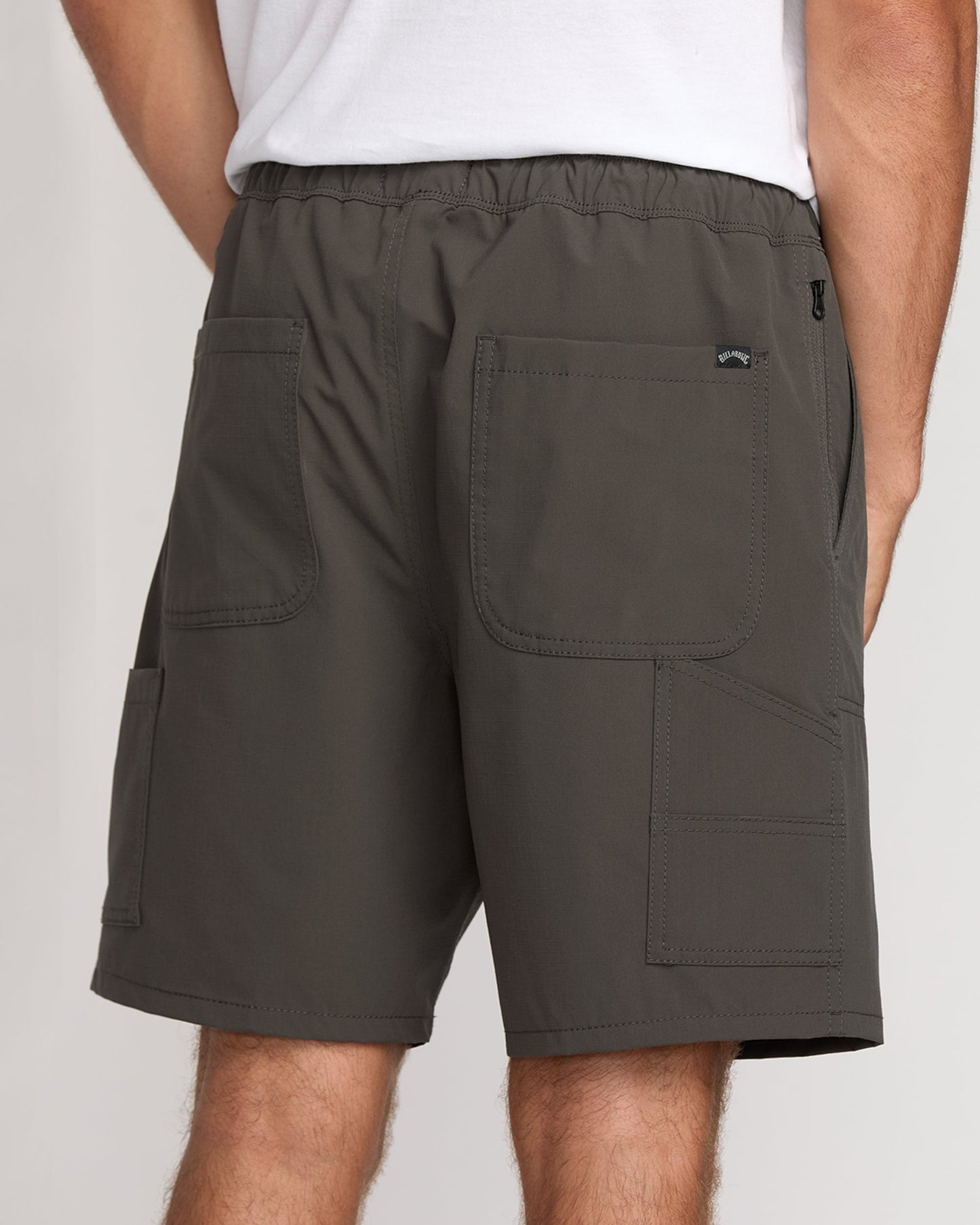 Surftrek Utility Elastic 18" Hybrid Shorts - Raven